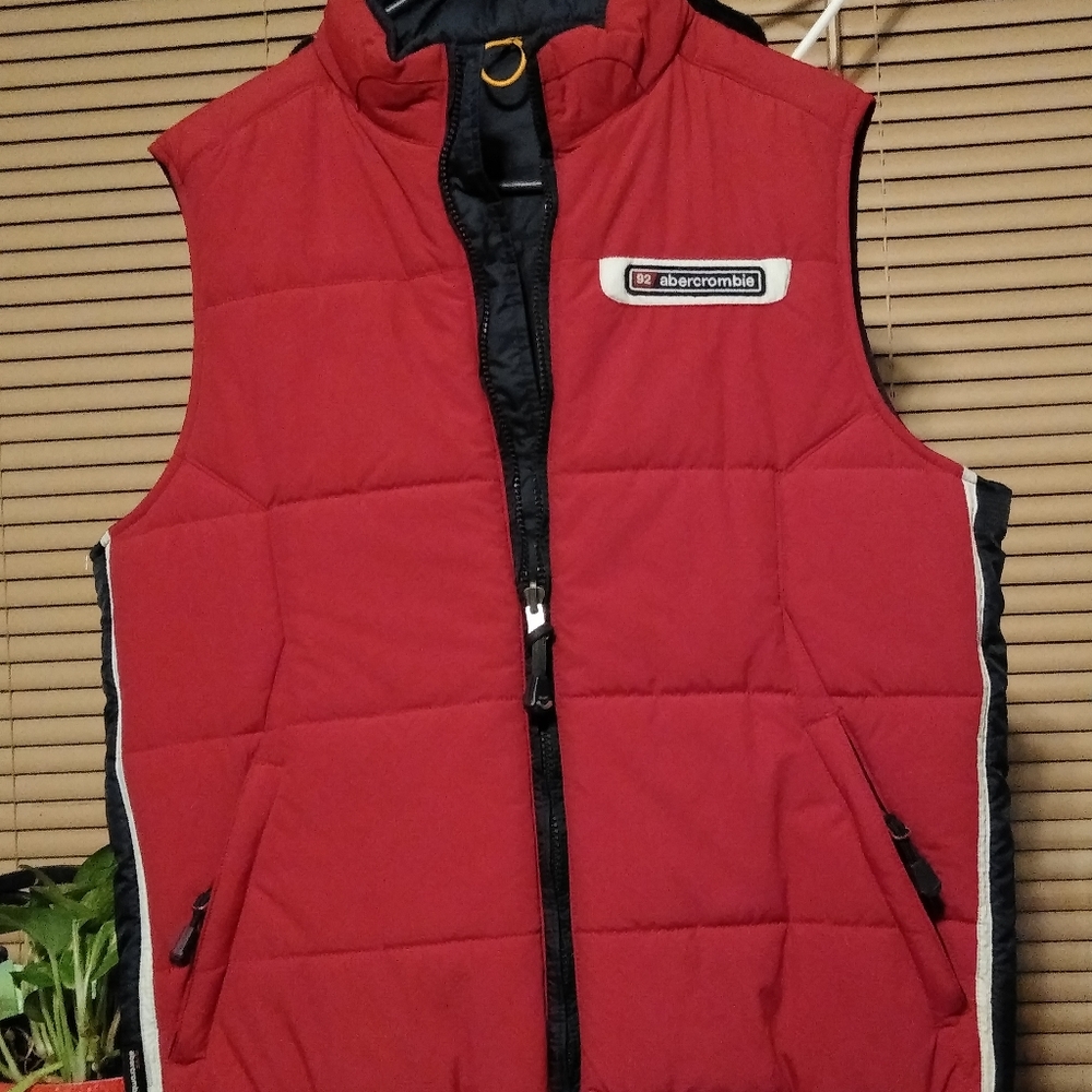Abercrombie reversable Vest